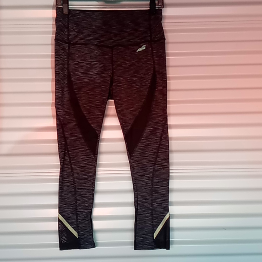 Women's activewear bottoms size small